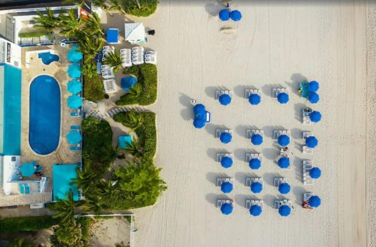 Beachfront Resort Pool Ocean View Balcony Miami Beach Buitenkant foto